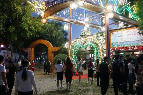 Cùng nhìn lại những hình ảnh đẹp trong ngày kỷ niệm 20 năm thành lập Công Ty SoTo